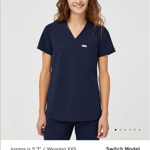 FIGS / Catarina one pocket scrub top